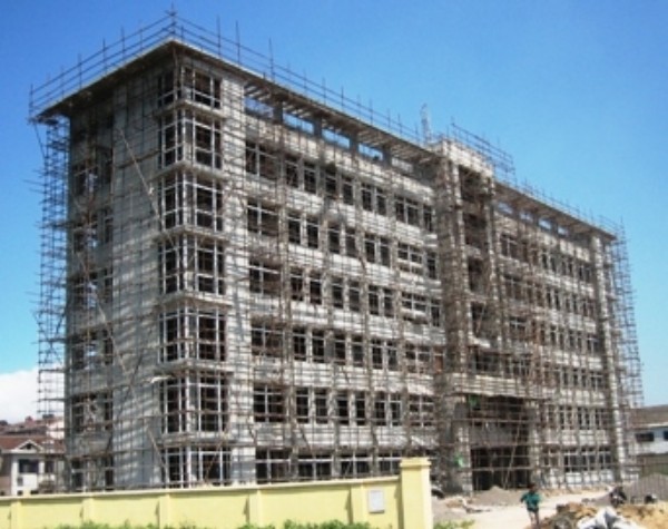 公司為政府安裝輕質(zhì)隔墻板案